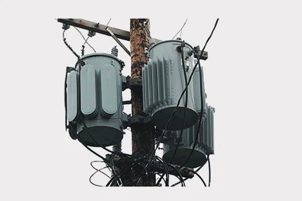 Single phase distribution transformers